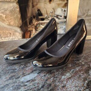 Anne Klein Black Pantent Leather Castana Round Toe Block Heel Pumps Size 7M